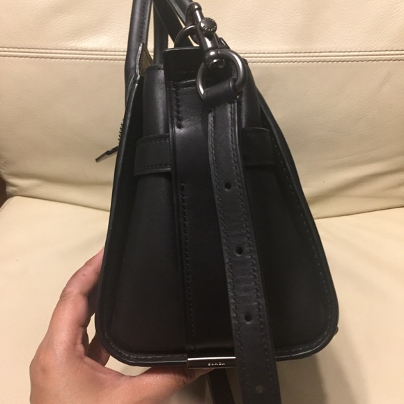 Coach Swagger 27 Black Quilting with Rivets - Picture 4 of 6